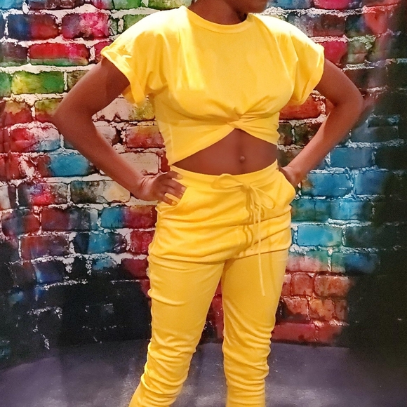 Cross Detail Crop Top & Joggers Pant Set - Picture 2 of 5